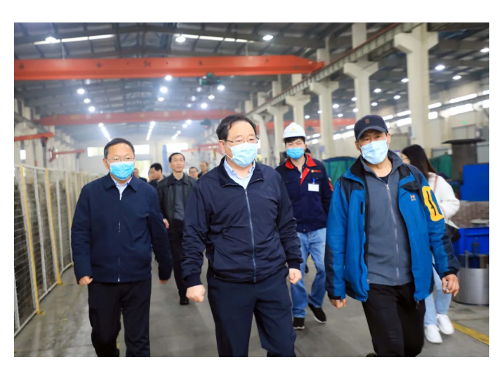 省经信厅牛弩韬厅长一行莅临UED官网调研